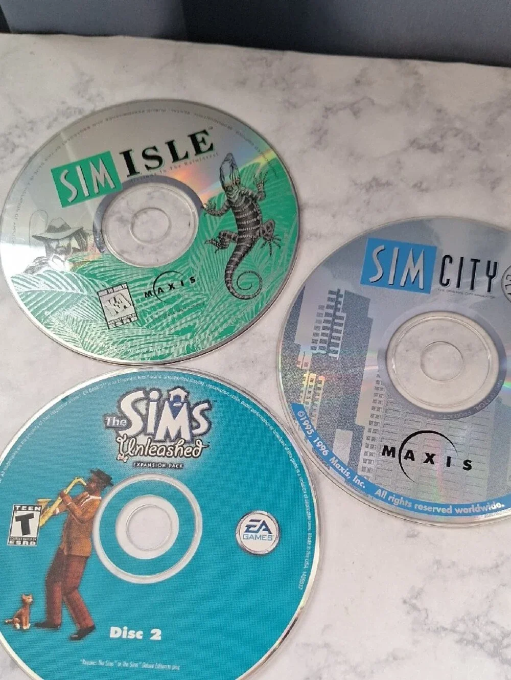 The SIMS, Hodgepdge Of popular 2000 Games For All
